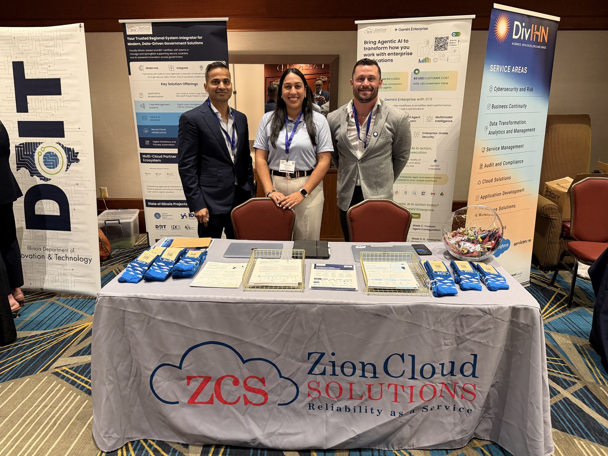 Zion Cloud Solutions exhibit booth at the Illinois IT Leadership Forum